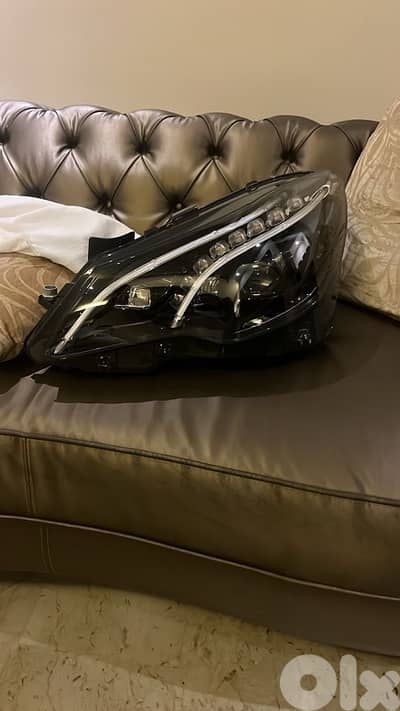 W207 Mercedes Headlights( Taiwan New)