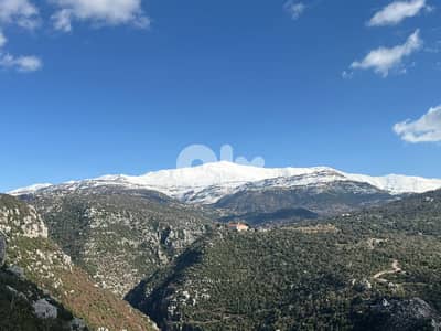 LAND For SALE in kfardebian with View أرض في كفردبيان