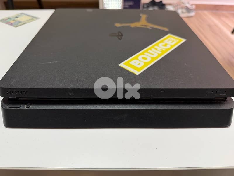 PS4 slim with all cables, 2 controllers and EAFC26 2