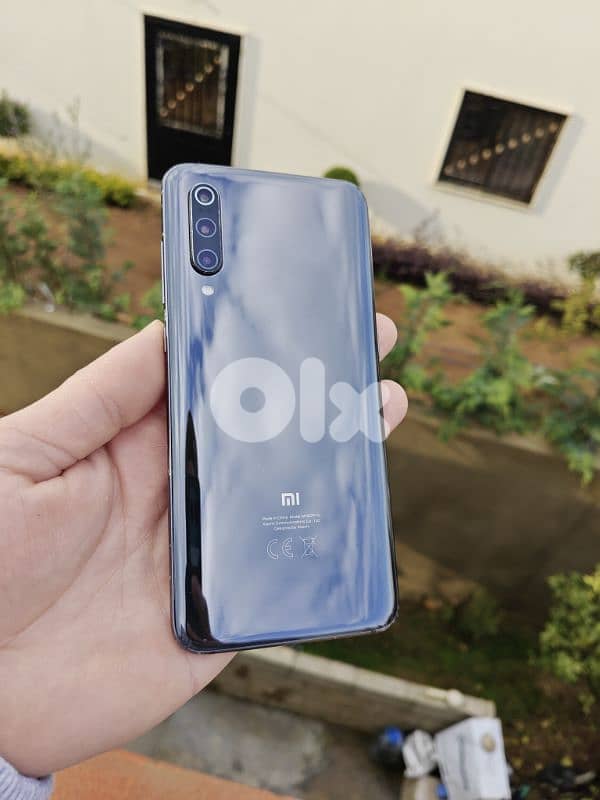 Xiaomi Mi 9 8