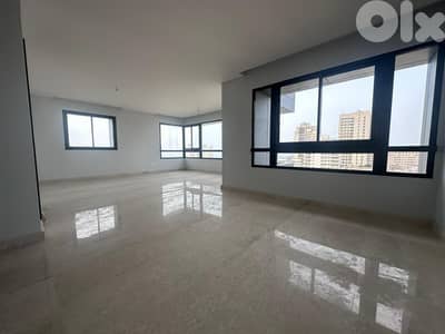 Sea View Apartment for Sale in Ras Beirutشقة للبيع في رأس بيروت