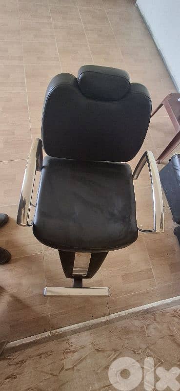 كرسة حلاق - كرسة حلاقة مش مستعملة
