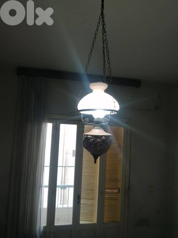 midium chandelier 1