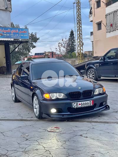 BMW 325  2004