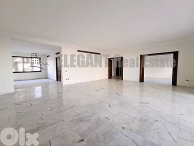 Spacious apartment in a Calm neighberhood with Sea View !