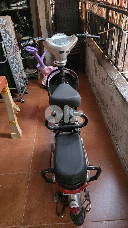 electric motorcycle 7