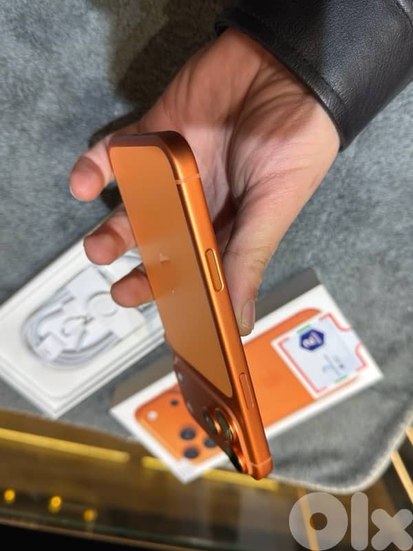 NEW IPHONE 17 PRO MAX 512 GB 1 sim + esim 4