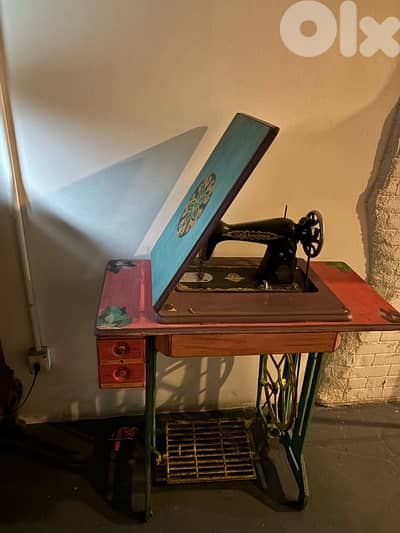 vintage sewing machine