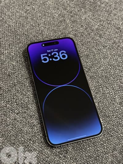 iphone 14 pro max. Deep purple
