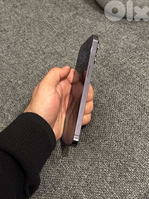 iphone 14 pro max. Deep purple 3