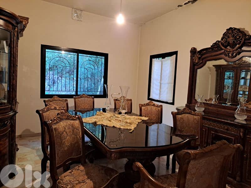 Full Dining Room Set – Excellent Condition 1