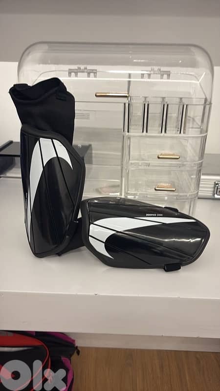 football shin pads 1