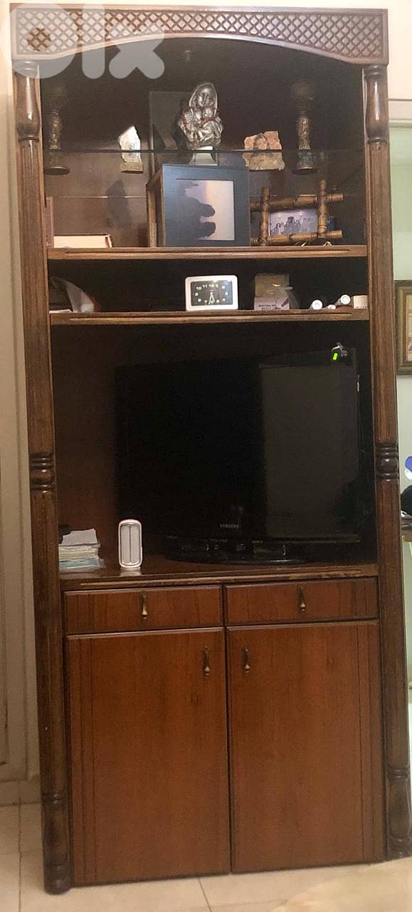 Classic Middle Eastern Salon with Contemporary Touches 3