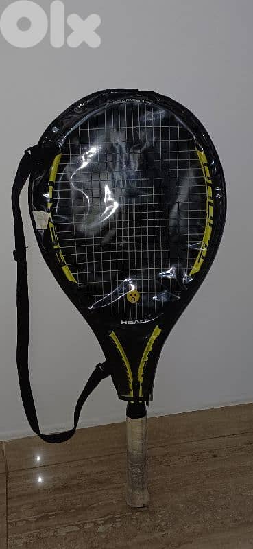 tennis racket