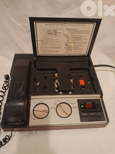 تلفون أنتيك مع جهاز تسجيل