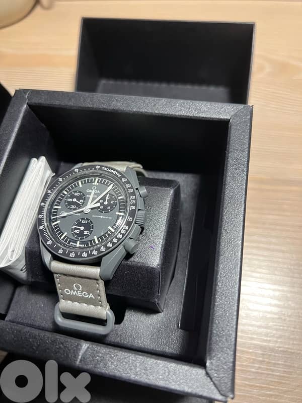 Omega x Swatch Mission to 2