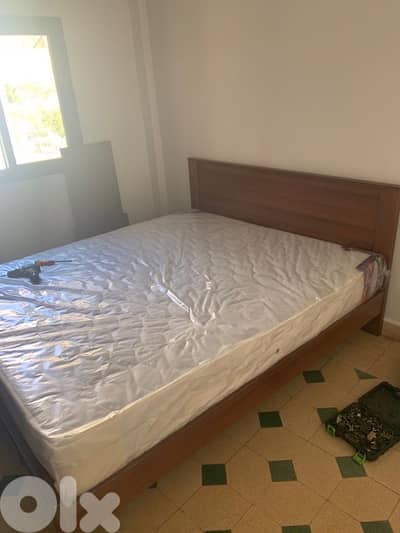 تخت مجوز مع فرشة جديدة من المعمل بافضل الاسعار