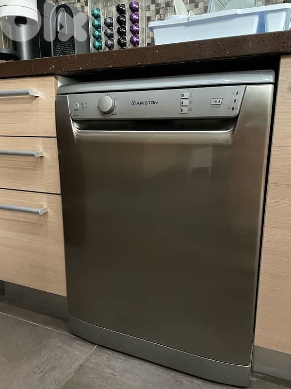 Ariston dishwasher 1