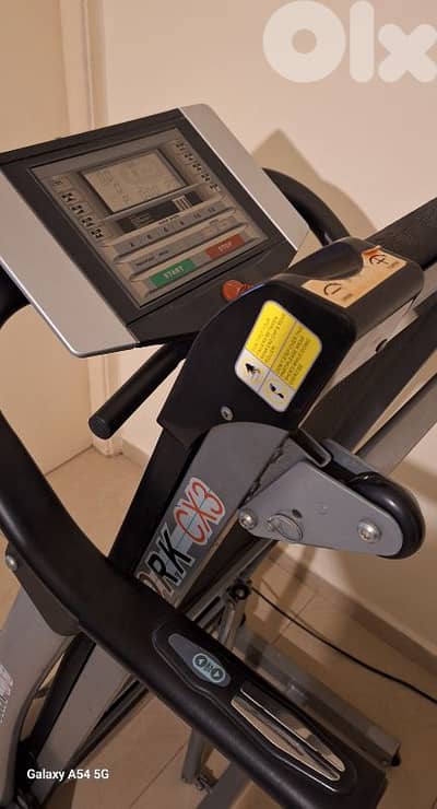 New Treadmill b 150 $