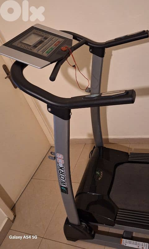 New Treadmill b 150 $ 3