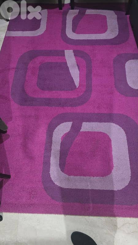 1 big sofa with 2 small sofas, 1 corner sofa, 2 carpets 4