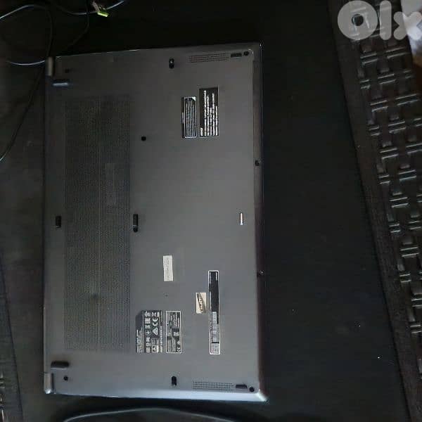 MSI prestige A11UEKV 1