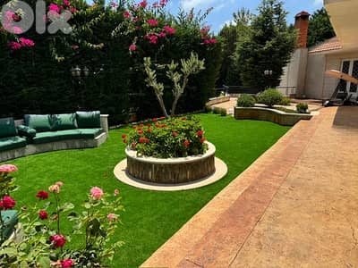 Villa and Wooden House for Sale in Baabdat