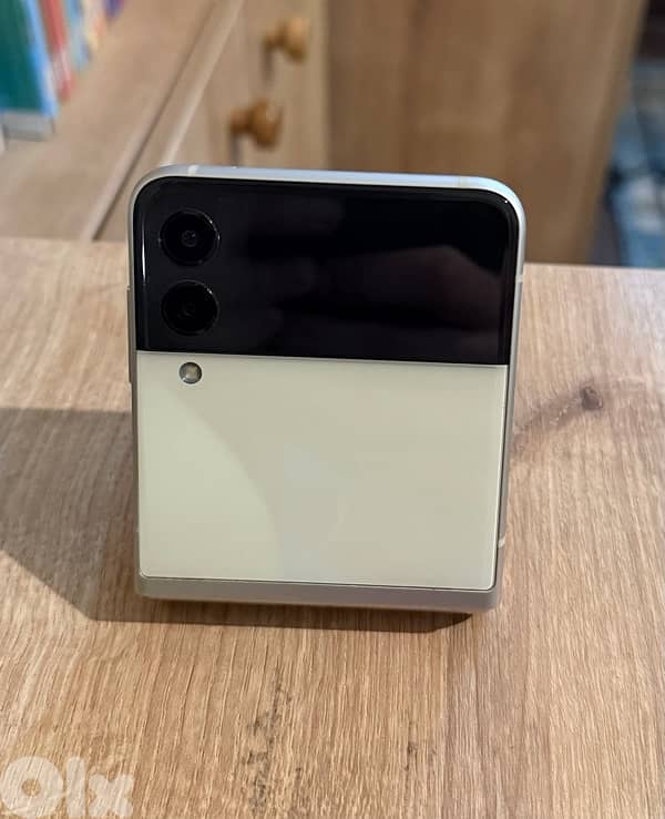Samsung ZFlip3 (parts) 1
