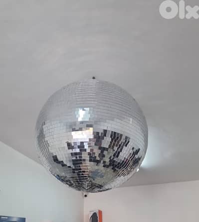 Disco Ball 80cm Motorized – Professional Mirror Ball with Motor