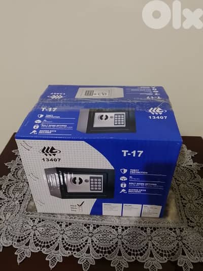 خزنة بل علبة لون أسود بعدا جديد السعر 35$