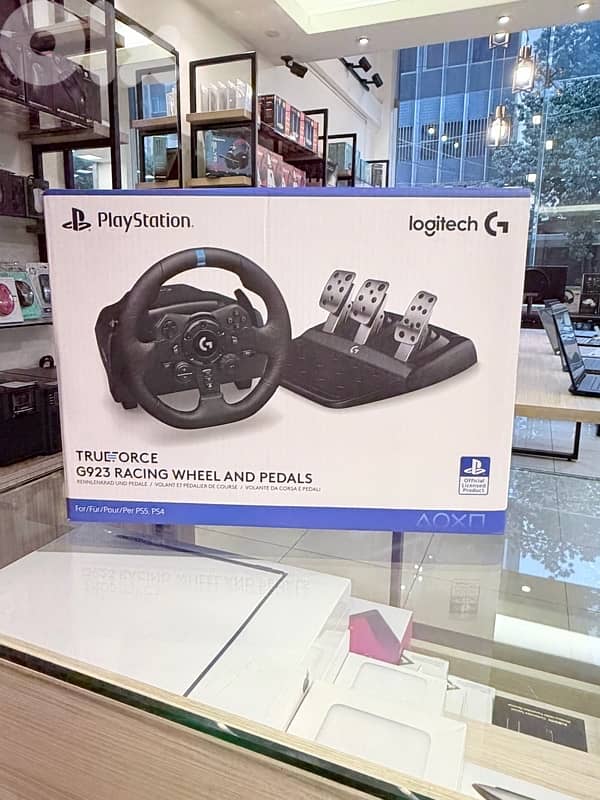Logitech g923 open box like new PlayStation ps4- ps5 1