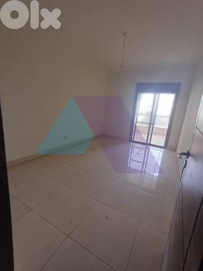 180 m2 apartment 4sale in Haoush el Oumara-Zahle