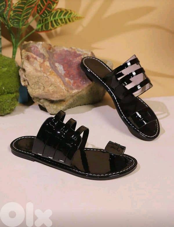 Women's Black Sandals 1