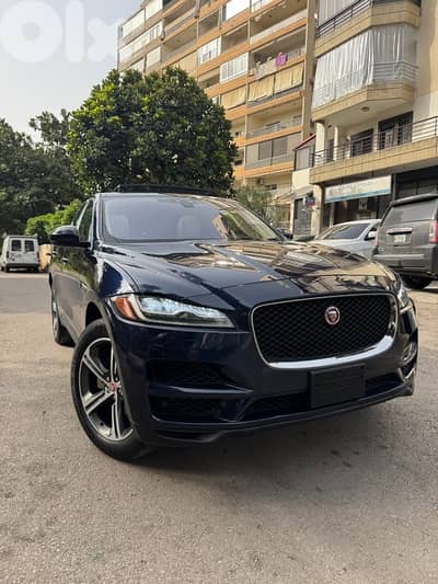 Jaguar F-Pace 2018 Clean Carfax  V4