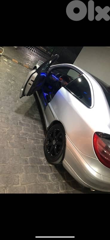 Mercedes-Benz C-Class 2003