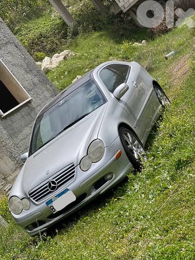 Mercedes-Benz C-Class 2004