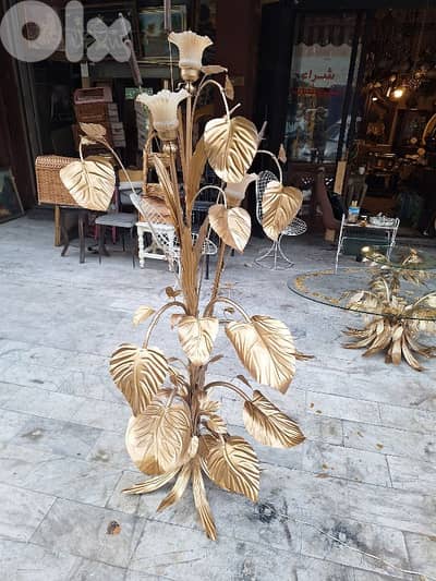 flower lamp Italy metal gold leafed original