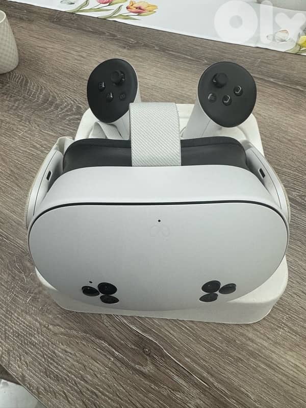 Meta Quest 3S 7