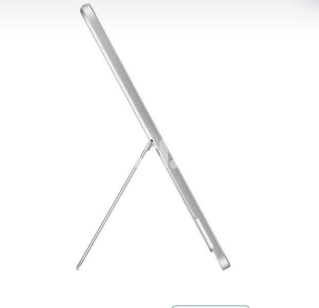 Microsoft surface pro 8 4