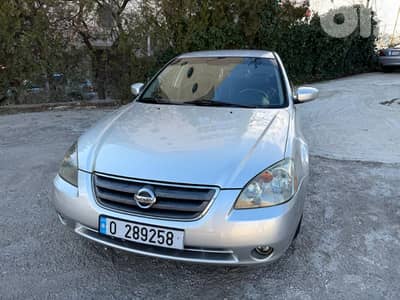 Nissan Altima 2004