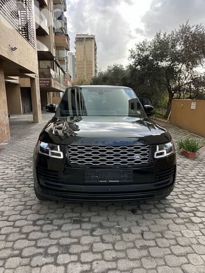 Range Rover Vogue V8 supercharged 2018 black on black (clean carfax)