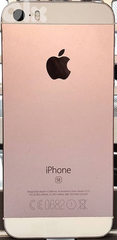 iPhone SE 64gb Rose Gold iOS 9 12MP - ORIGINAL