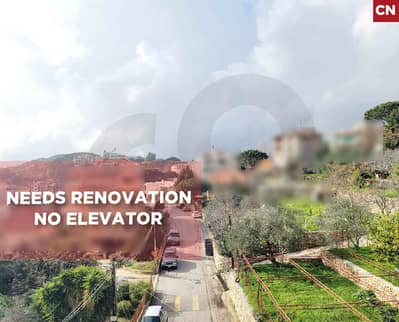 Needs renovation, prime location, Baabdat/بعبدات REF#CN131947