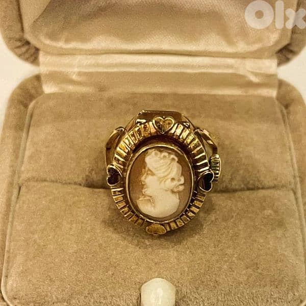 extremely rare gold ring watch from the 1940s 6
