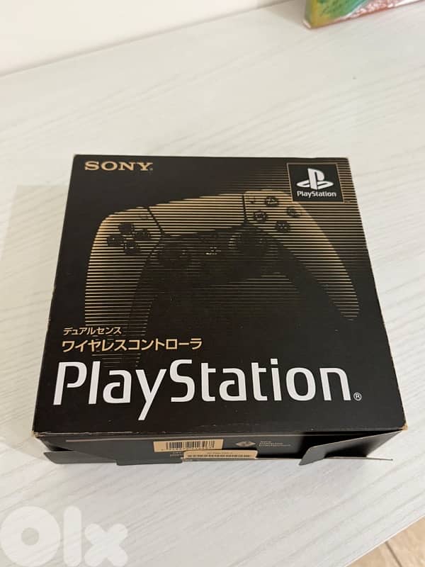 dualsense 30th anniversary limited edition 1