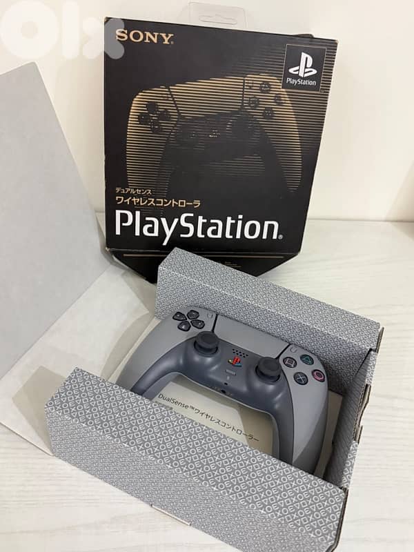 dualsense 30th anniversary limited edition 5