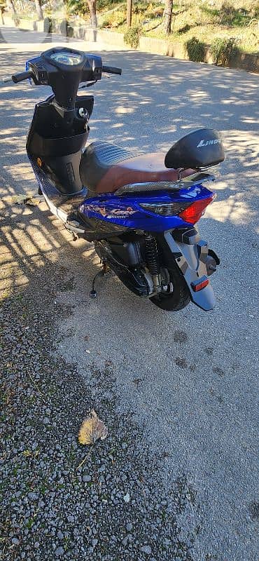 lindy 125 cc 4