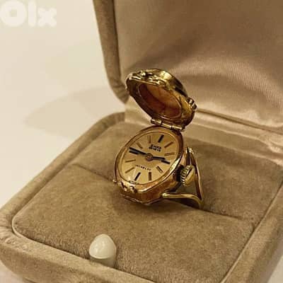 extremely rare gold ring watch from the 1940s