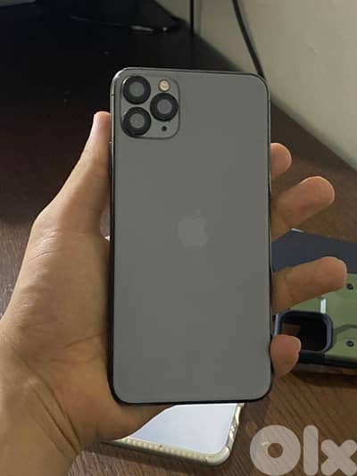 iphone 11 pro max (NOT opened) as new