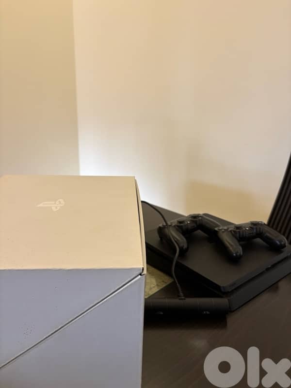 ps4 slim and playsation vr 3